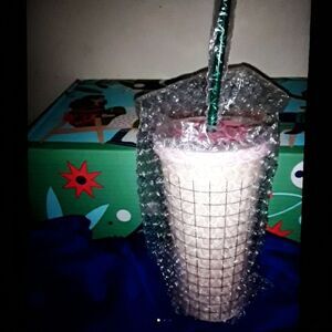 NEW NEVER USED BAN.DO Sip Sip Tumbler With Straw